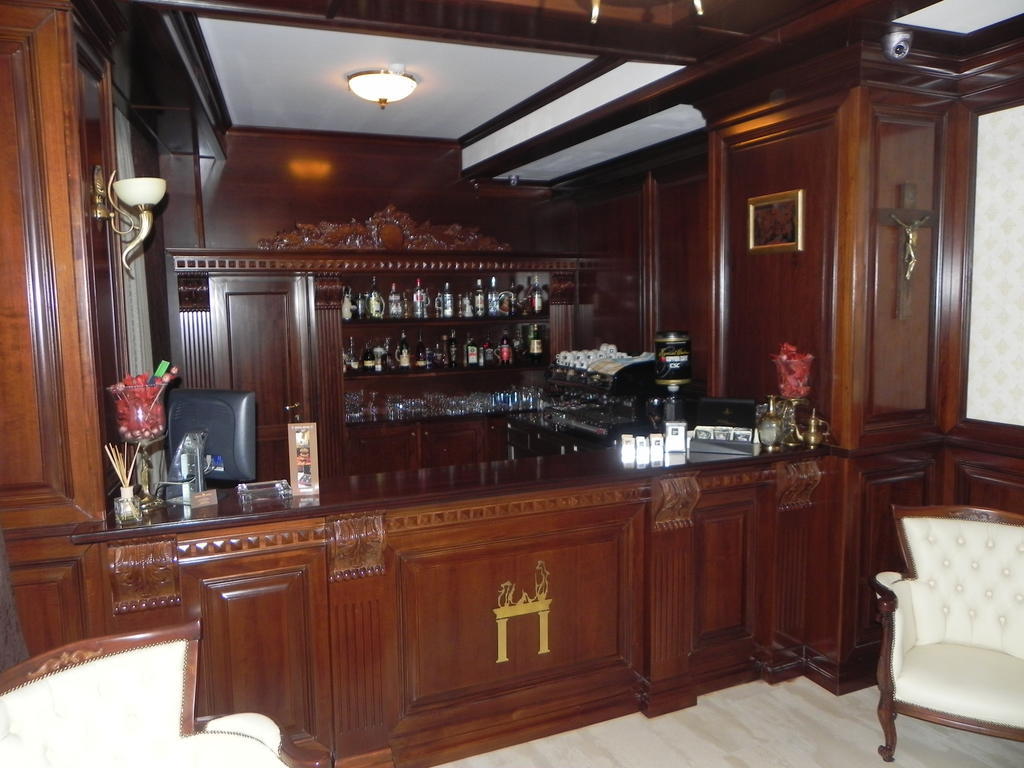Hestia Hotel Calarasi  Bagian luar foto